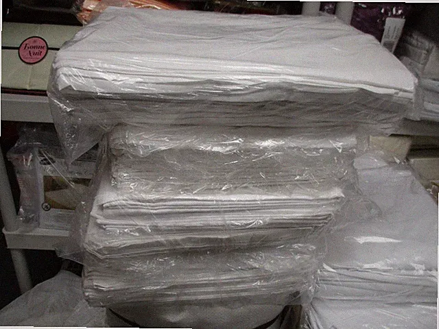FULL FLAT SHEETS 24 Pack Soft White 180 Thread Count Bed Size Bulk Set NEW WHITE