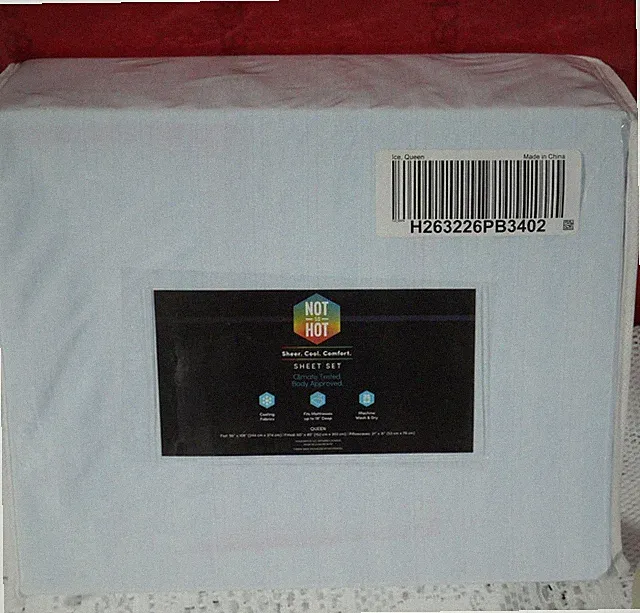 NIP KEECO BLUE STRIPED QUEEN SIZE NYLON SHEET "NOT SO HOT" 4 PC. SET UP TO 18"