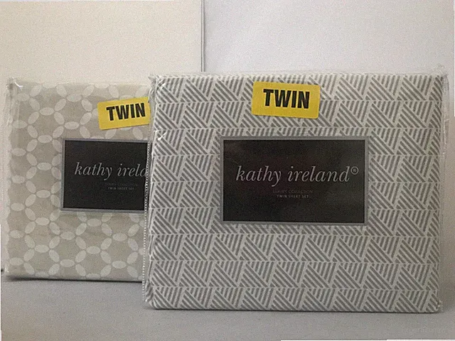 Sheet Set By Kathy Ireland White And Purple 3/4 Piece Set New Twin or Full